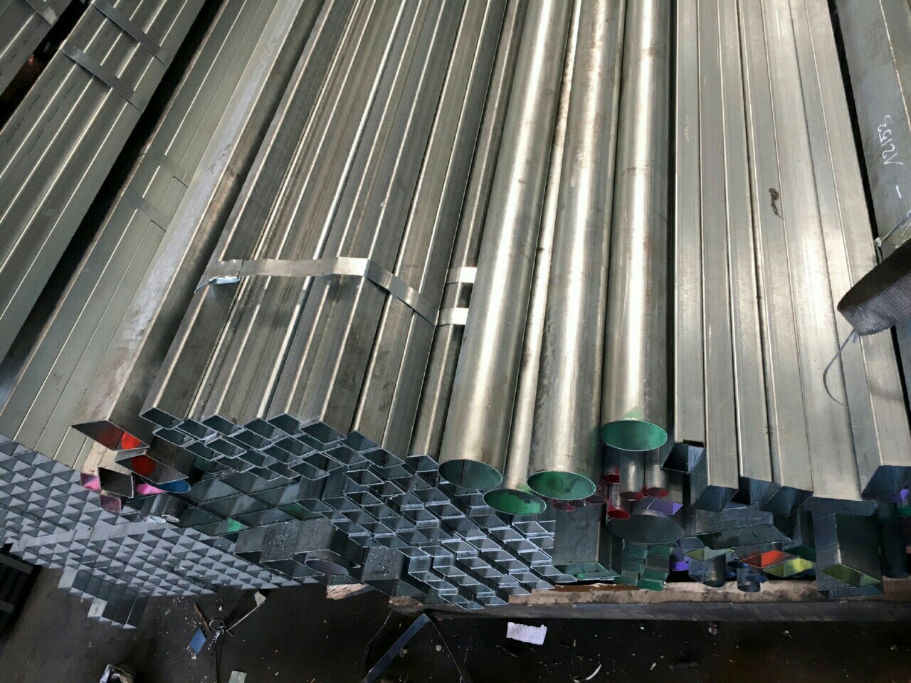 Thép hộp vuông 30x30
